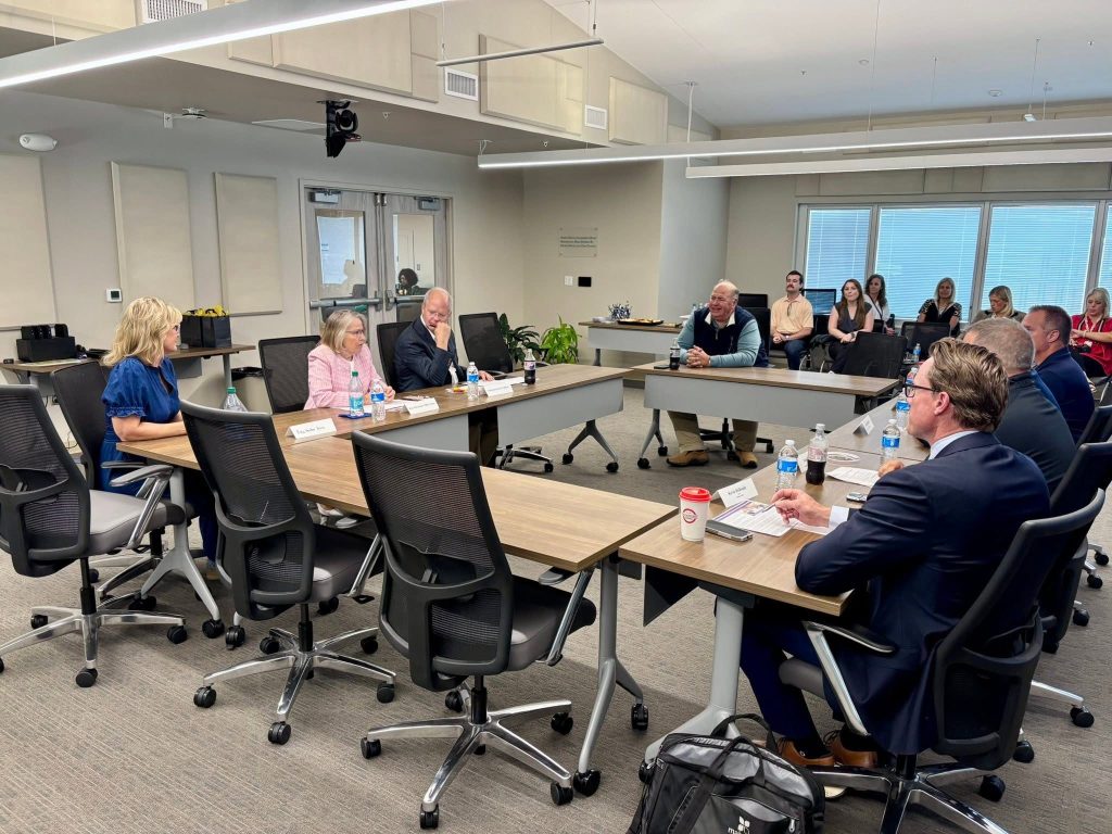 WCHC Hosts Congresswoman Miller-Meeks and Energy and Commerce Committee Chair