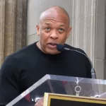 shutterstock_123587581628099