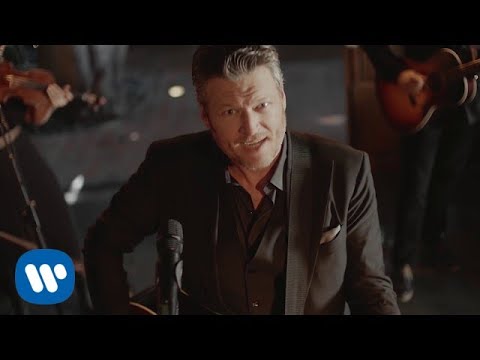 blake-shelton-ill-name-the-dogs-official-music-video