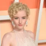 Julia Garner at the Vanity Fair Party. Los Angeles^ CA. 02MAR2025