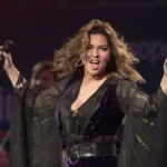 Shania Twain performs during opening ceremony at US Open Championships day 1 at Billie Jean King Tennis center New York^ NY USA - August 28^ 2017