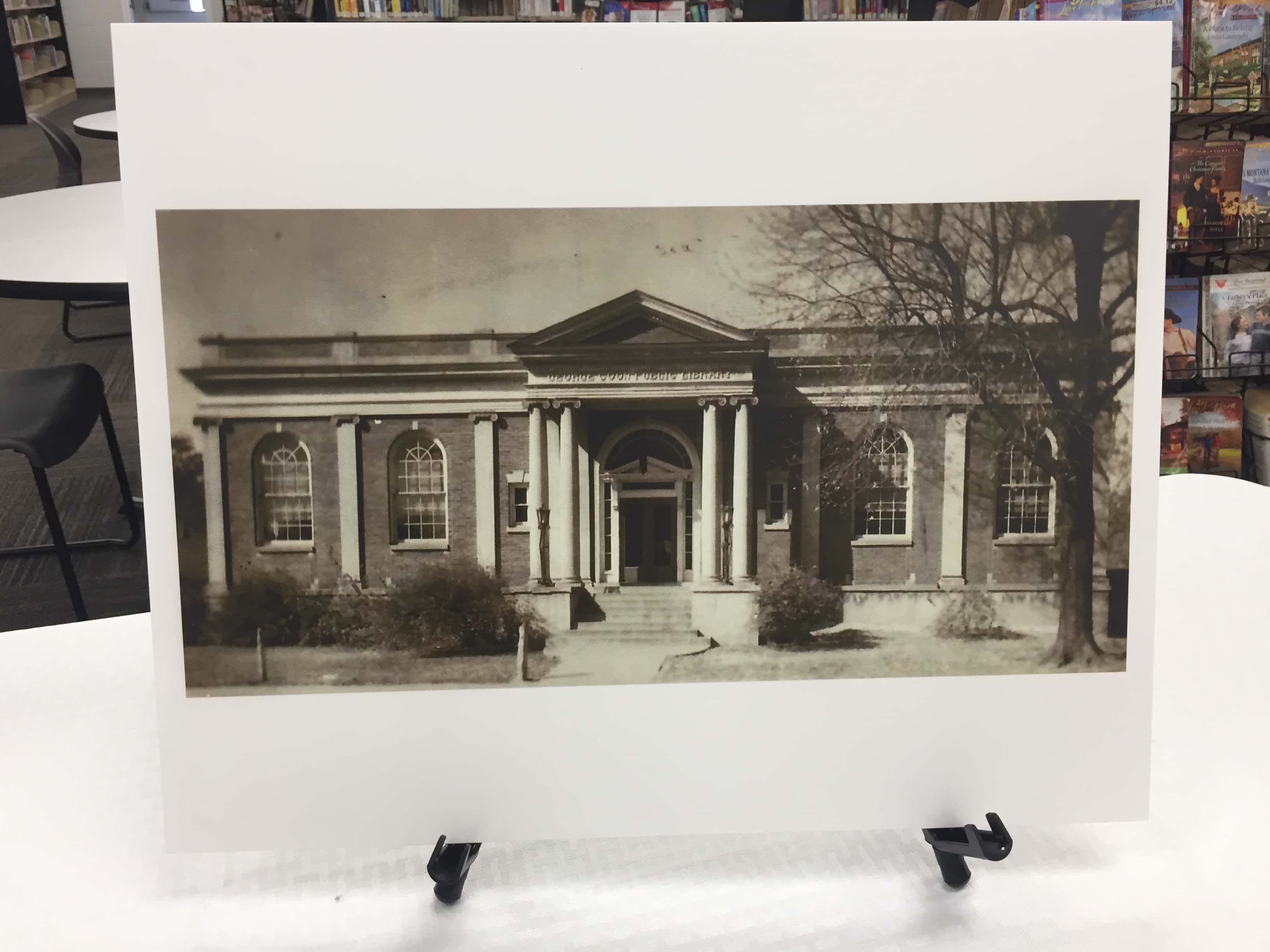 Coon Public Library Celebrating Birthday WPKY 103.3 FM 1580 AM