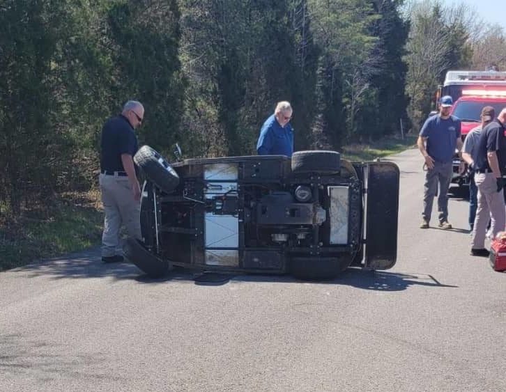 Man And Woman Injured When Golf Cart Overturns WPKY 103.3 FM 1580 AM