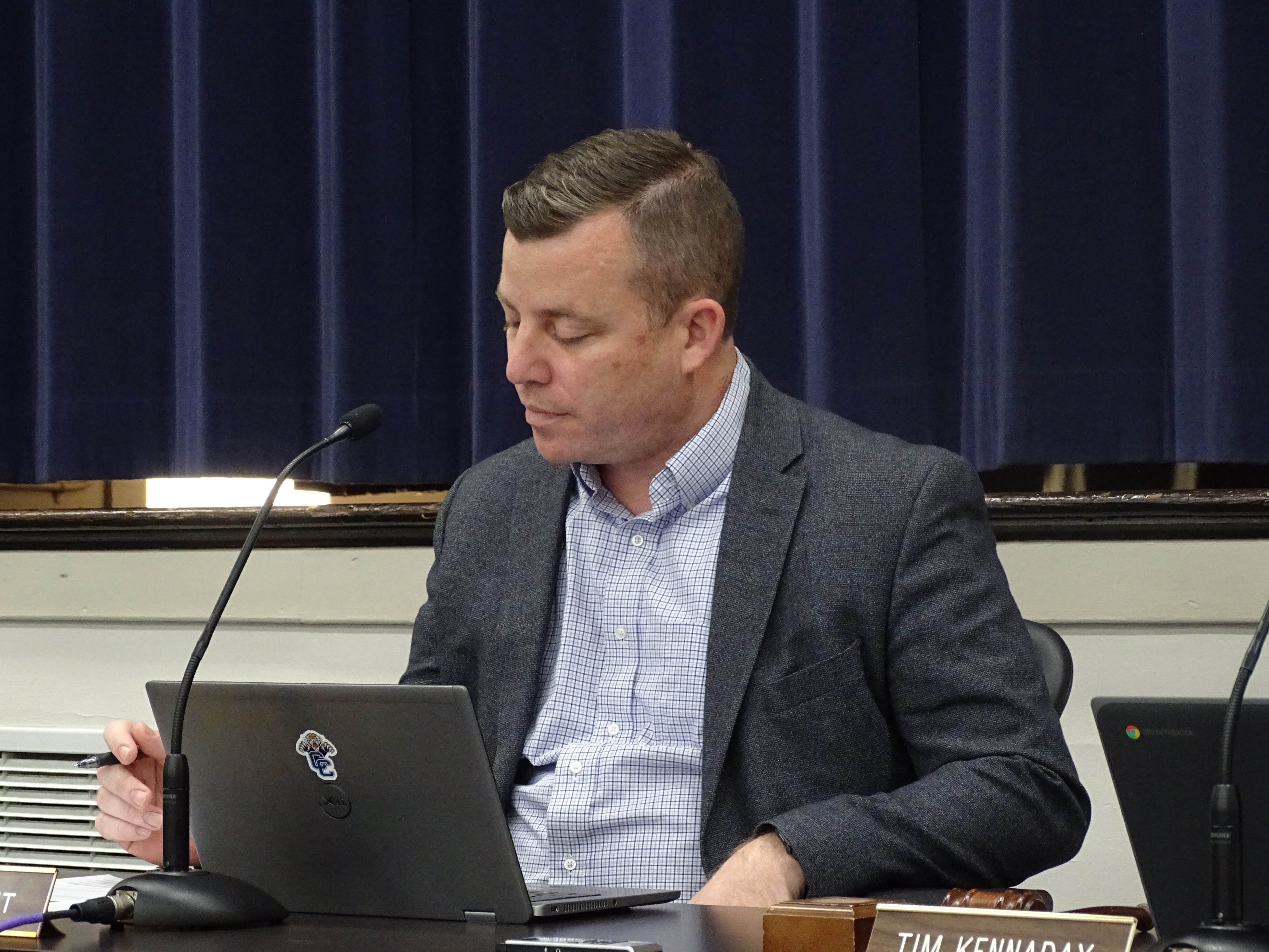 Board Approves Salary Schedules And Tentative Budget | WPKY 103.3 FM - 1580  AM