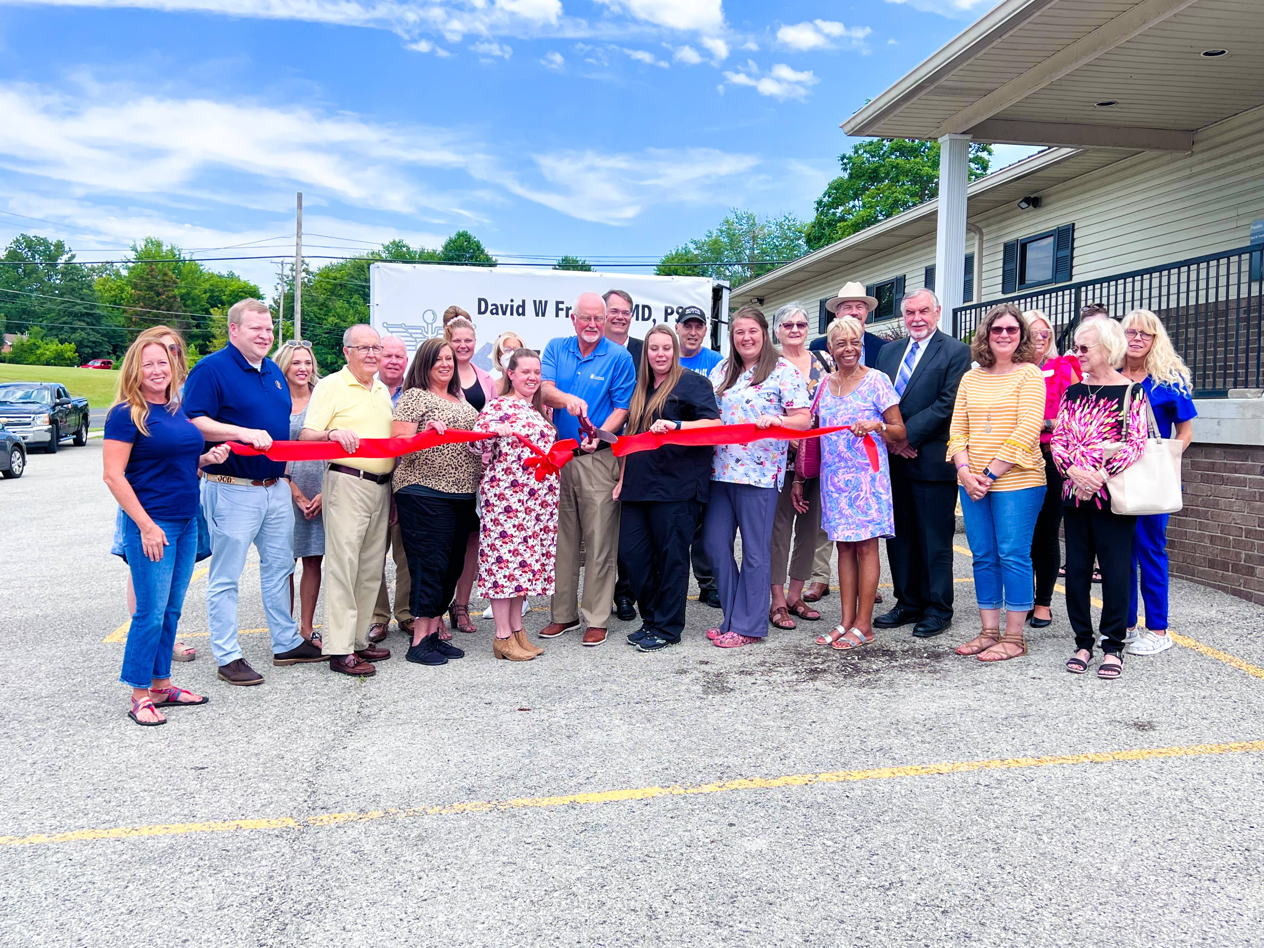 Chamber Hosts Grand Opening For CMC Family Practice Clinic In Eddyville ...