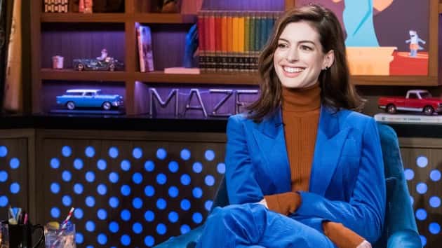e_anne_hathaway_bravo_01252019