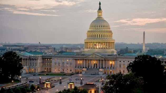 102213_capitolbuildingdusk