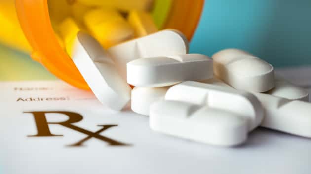 istock_22619_rxdrugs