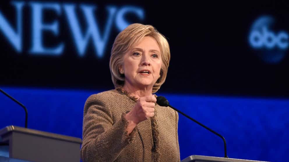 abc_hilary_clinton_debate_mm_160614_4x3_992