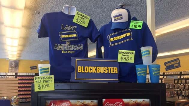 blockbuster-t-shirts-ht-ps-190306_hpembed_22x15_992