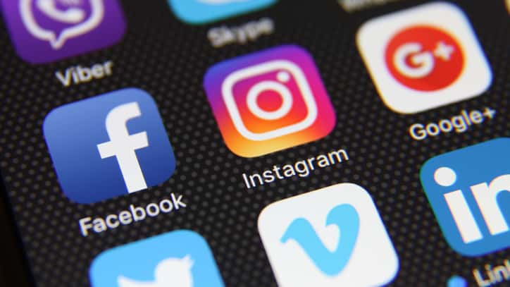 istock_031919_facebookapp