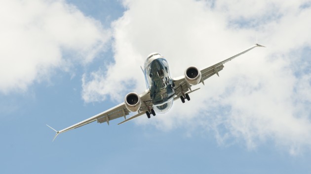 istock_32019_boeing737