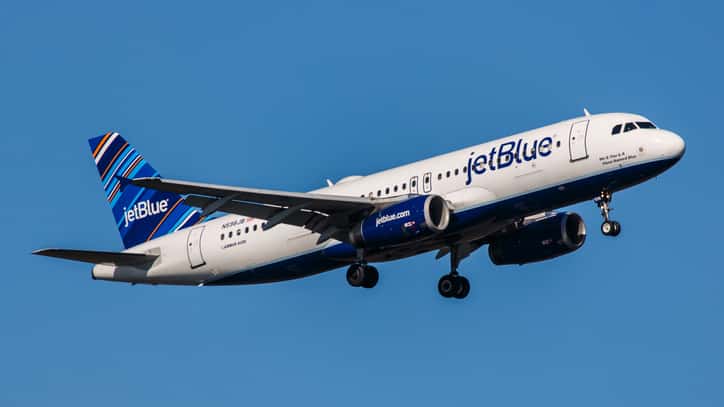 istock_032119_jetblue