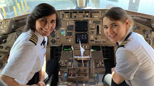 032419_johnwatret_motherdaughterpilots
