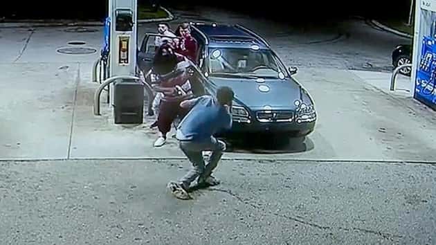 armed-robbery-03-ht-jef-190326_hpembed_16x9_992