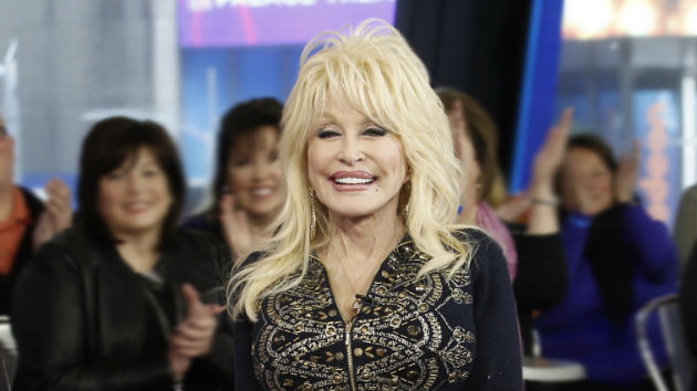 e_dolly_parton_03272019