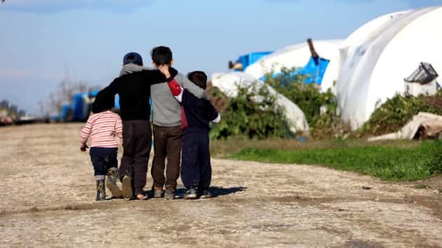 istock_4219_refugeekids