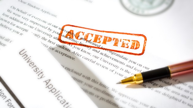 istock_4319_collegeacceptance