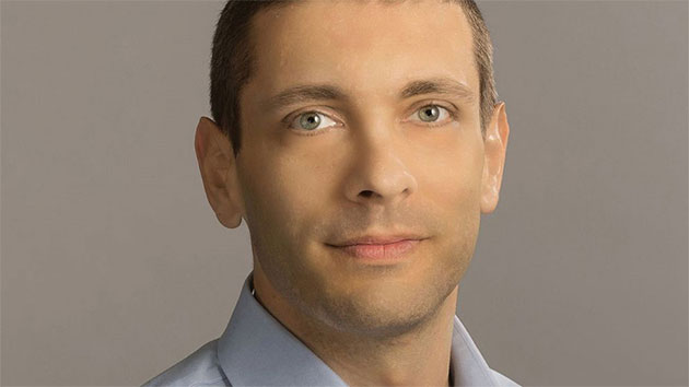 040519_andreasgal_detainedatairport