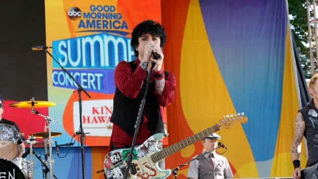 m_billiejoe_71417-2
