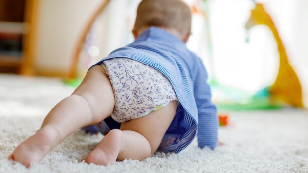 istock_41219_babygirlcrawl