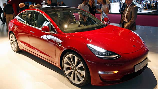 041219_getty_tesla