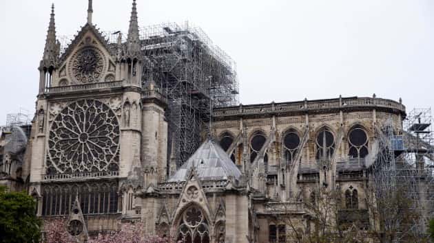 getty_41619_notredamedamage