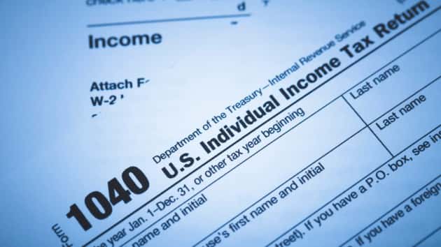 istock_41719_taxreturns