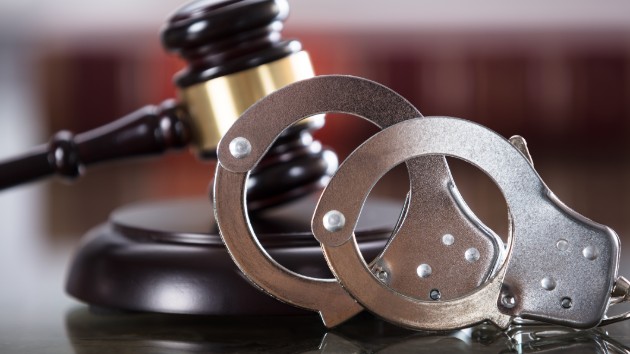 istock_43019_handcuffsgavel