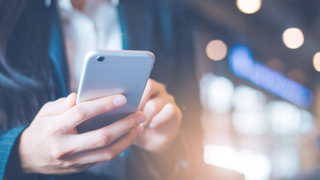 istock_050319_phone