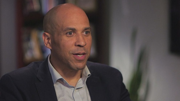 cory-booker-embed-abc-ay-190507_hpembed_16x9_992