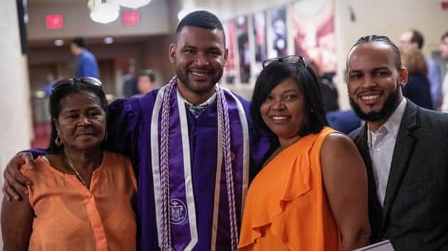 nyu-grad-ht-ps-190520_hpembed_3x2_992