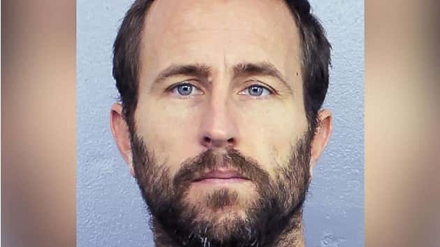 lewis-richard-bennett-booking-photo-ht-jc-180220_4x3_992