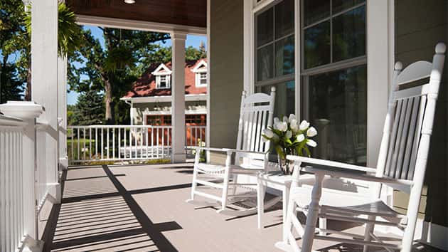 istock_061419_stolenchairs