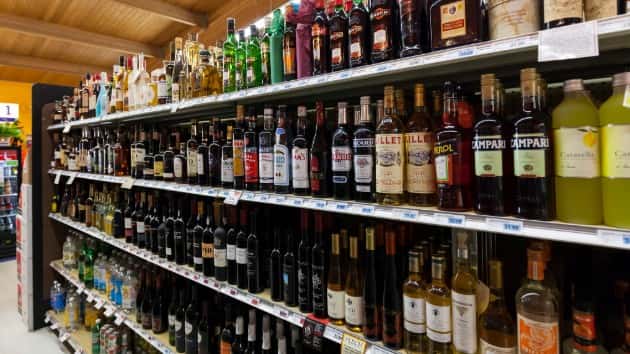 istock_62619_liquorstore