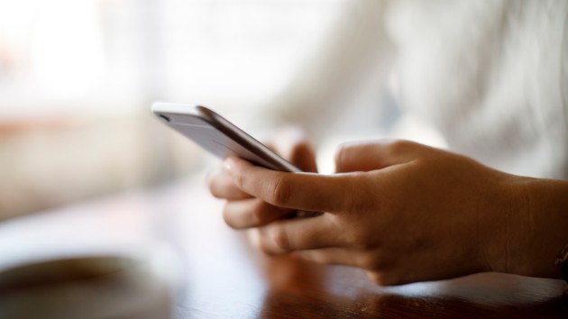 istock_71719_smartphone