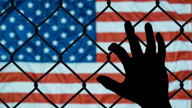 istock_71819_migrantsusa