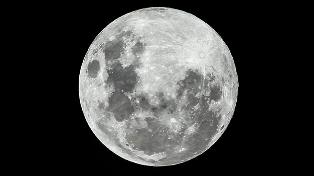 istock_072019_moon