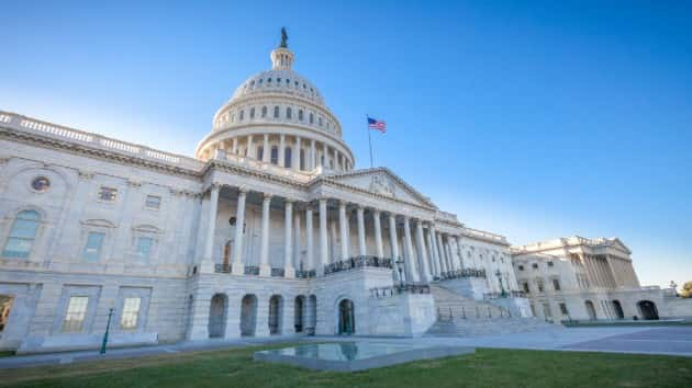 istock_72619_uscapbldg