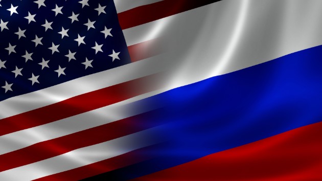 istock_72619_usrussiaflags