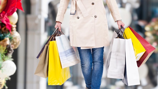 istock_82719_holidayshopping