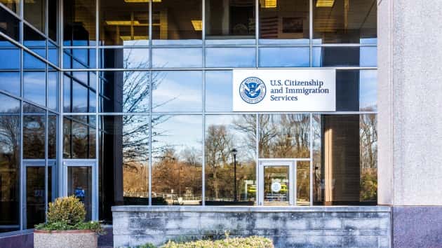 istock_82919_uscis