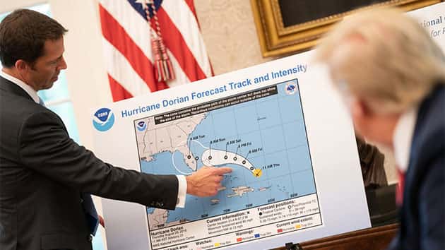 090619_whitehouse_hurricanebriefing