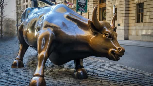 istock_091019_wallstchargingbull