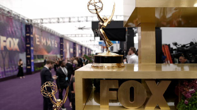 e_fox_emmys_carpet_09232019