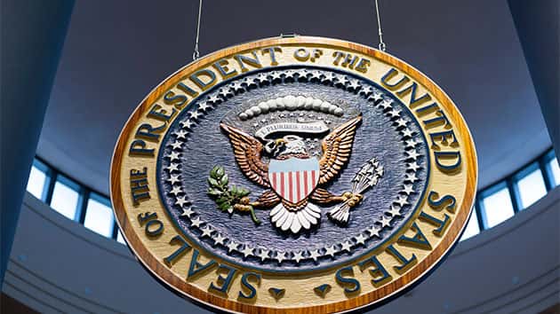 istock100619_jimmycarter