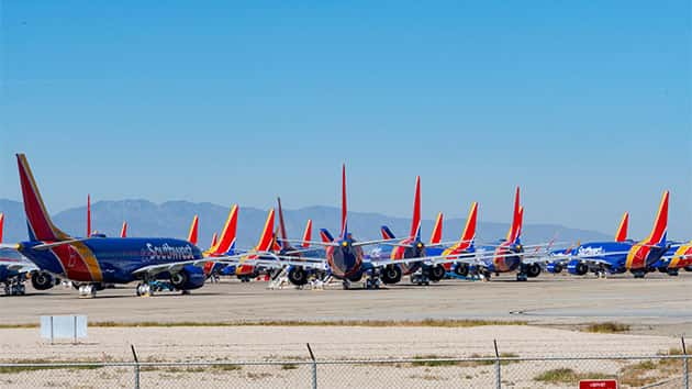 istock_100719_southwestairlines