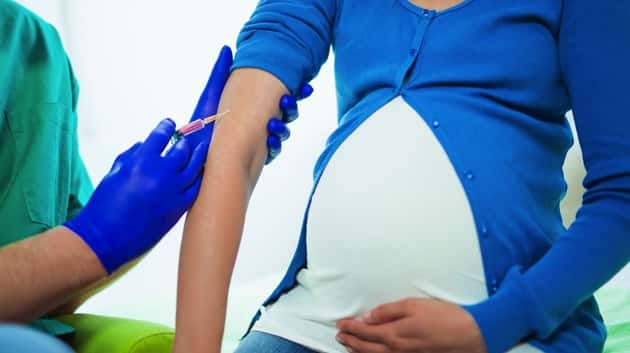 istock_100910_pregnancyflushot