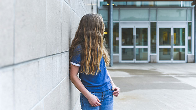 istock_101419_teensuicide