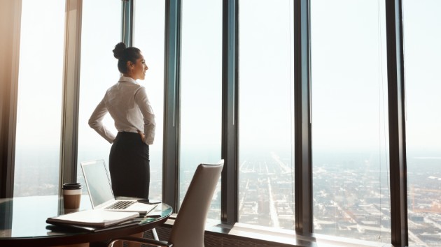 istock_101519_businesswoman